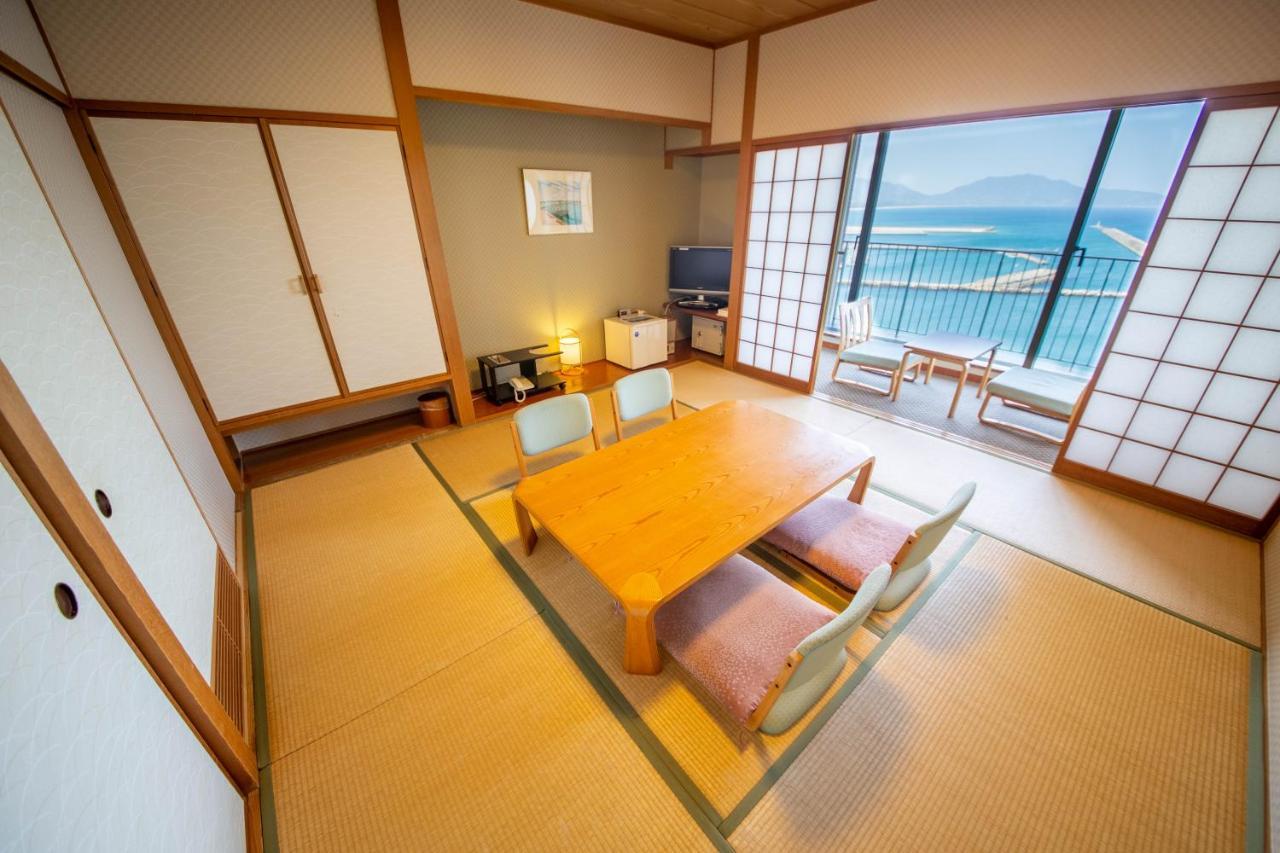 Hotel Kokumin Shukusha Marine Terrace Ashiya Kitakyushu Esterno foto