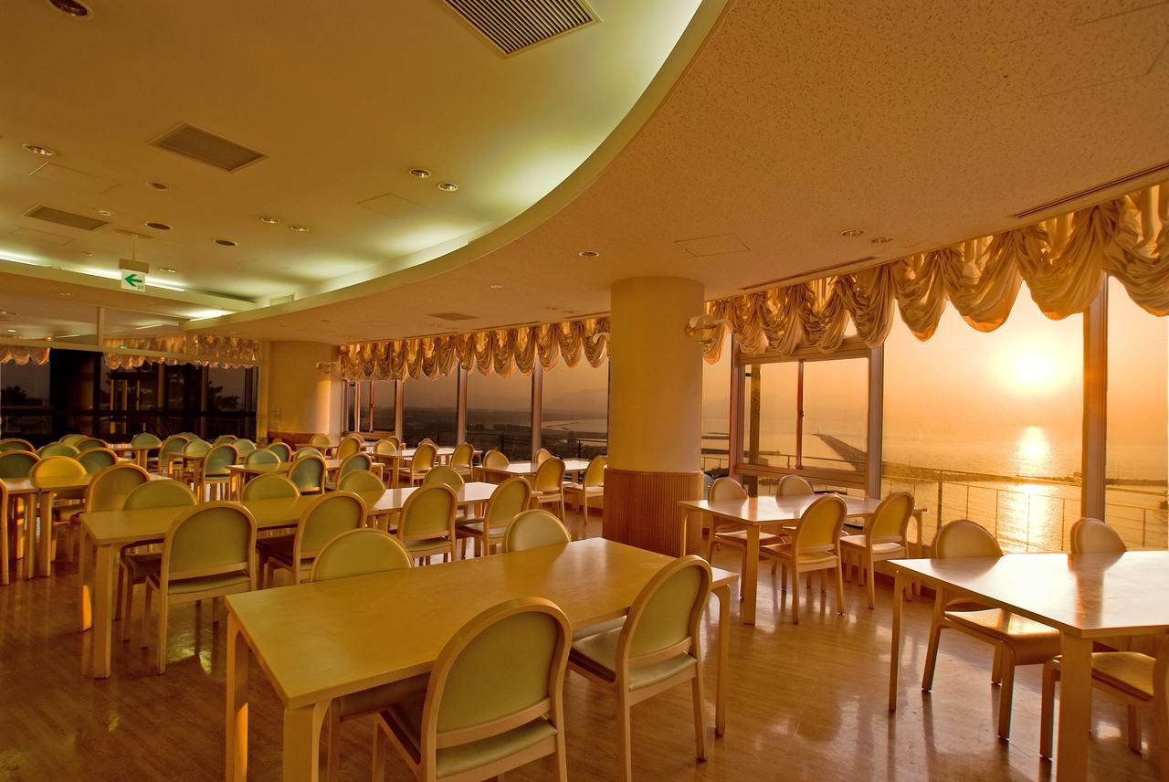 Hotel Kokumin Shukusha Marine Terrace Ashiya Kitakyushu Esterno foto